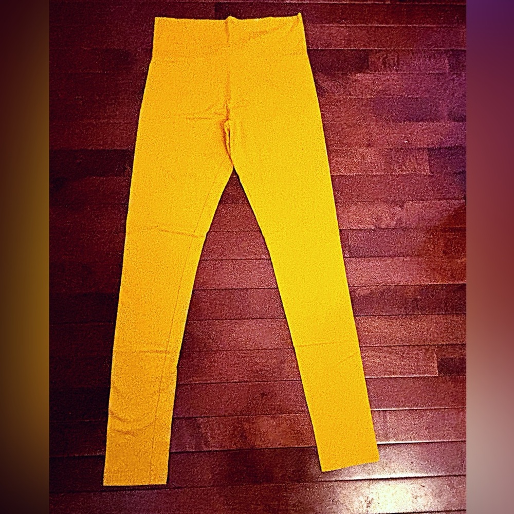 Forever 21 Yellow Leggings Slim Fit Pants